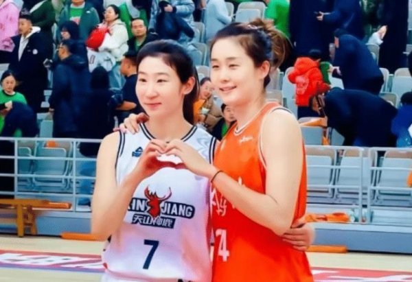 沪深投 连签两名国手！北京女篮再度引援，新赛季冲击决赛